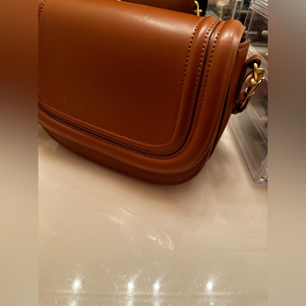 ZARA Crossbody bag. NWOT. Never worn. Excellent condition. - Picture 9 of 9